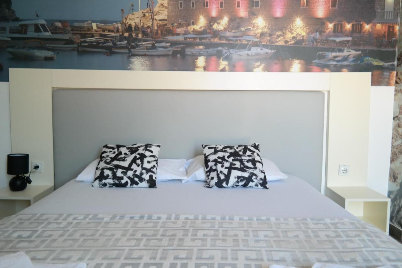 Kuca Radovic Hotel Petrovac Exterior photo