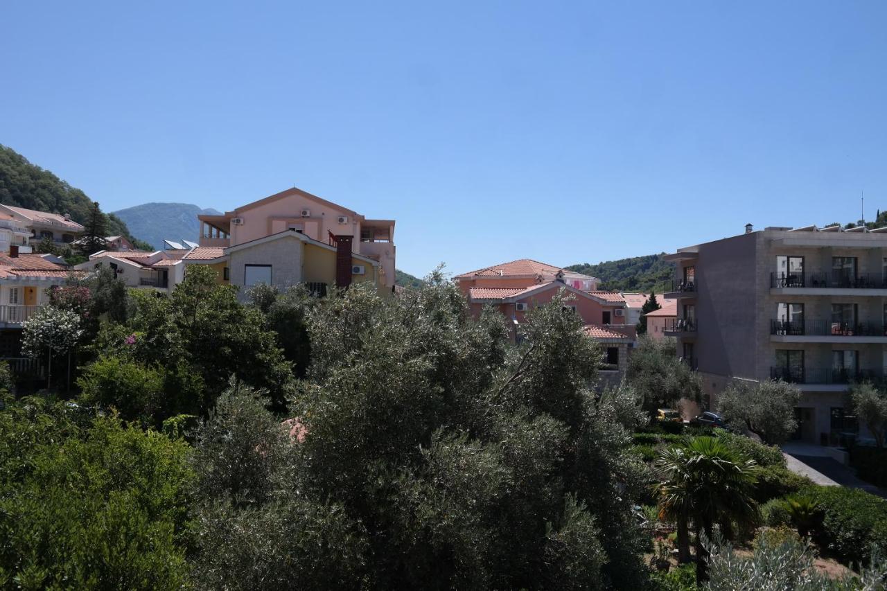 Kuca Radovic Hotel Petrovac Exterior photo