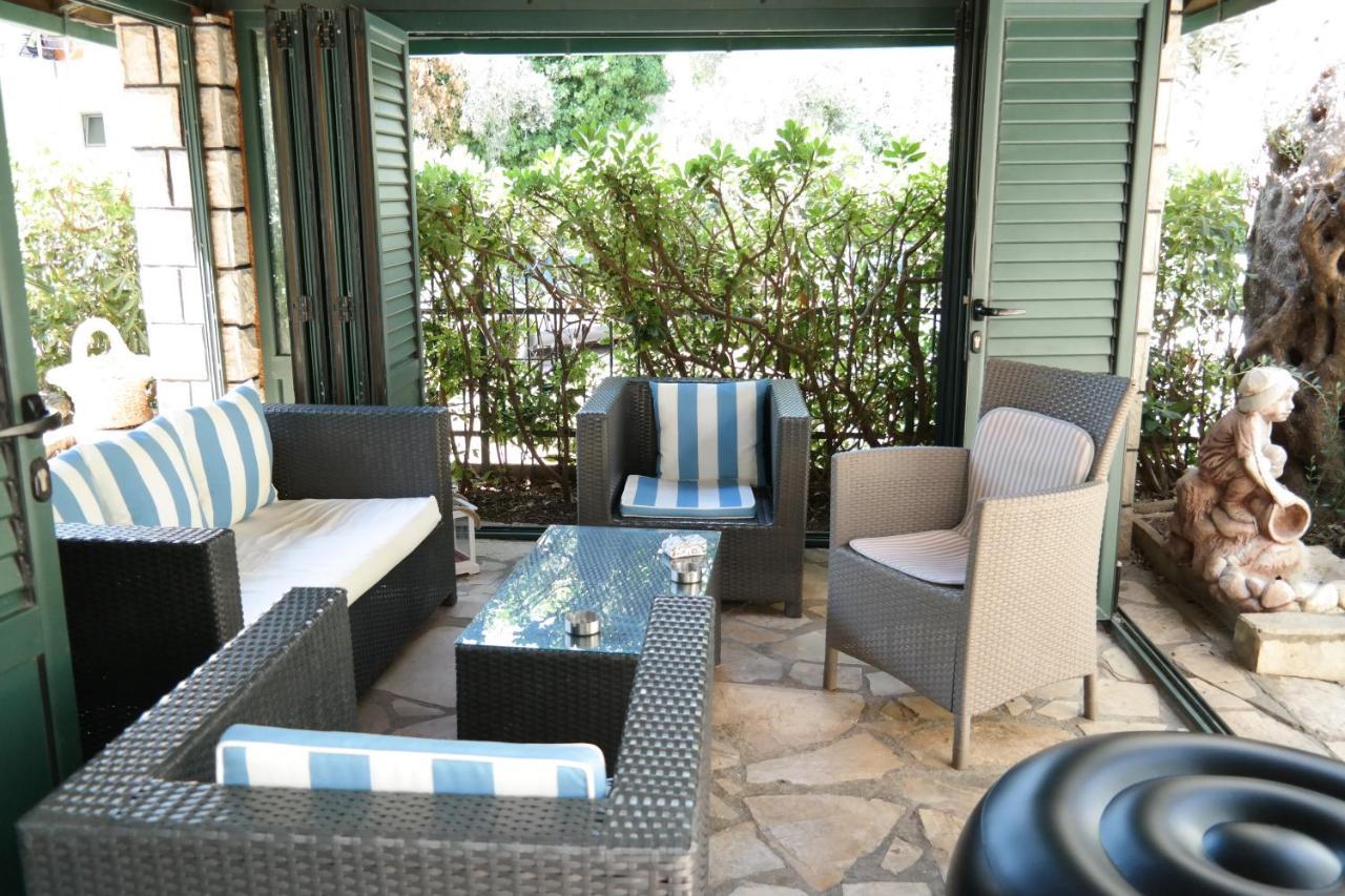 Kuca Radovic Hotel Petrovac Exterior photo