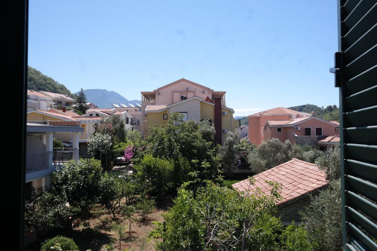 Kuca Radovic Hotel Petrovac Exterior photo