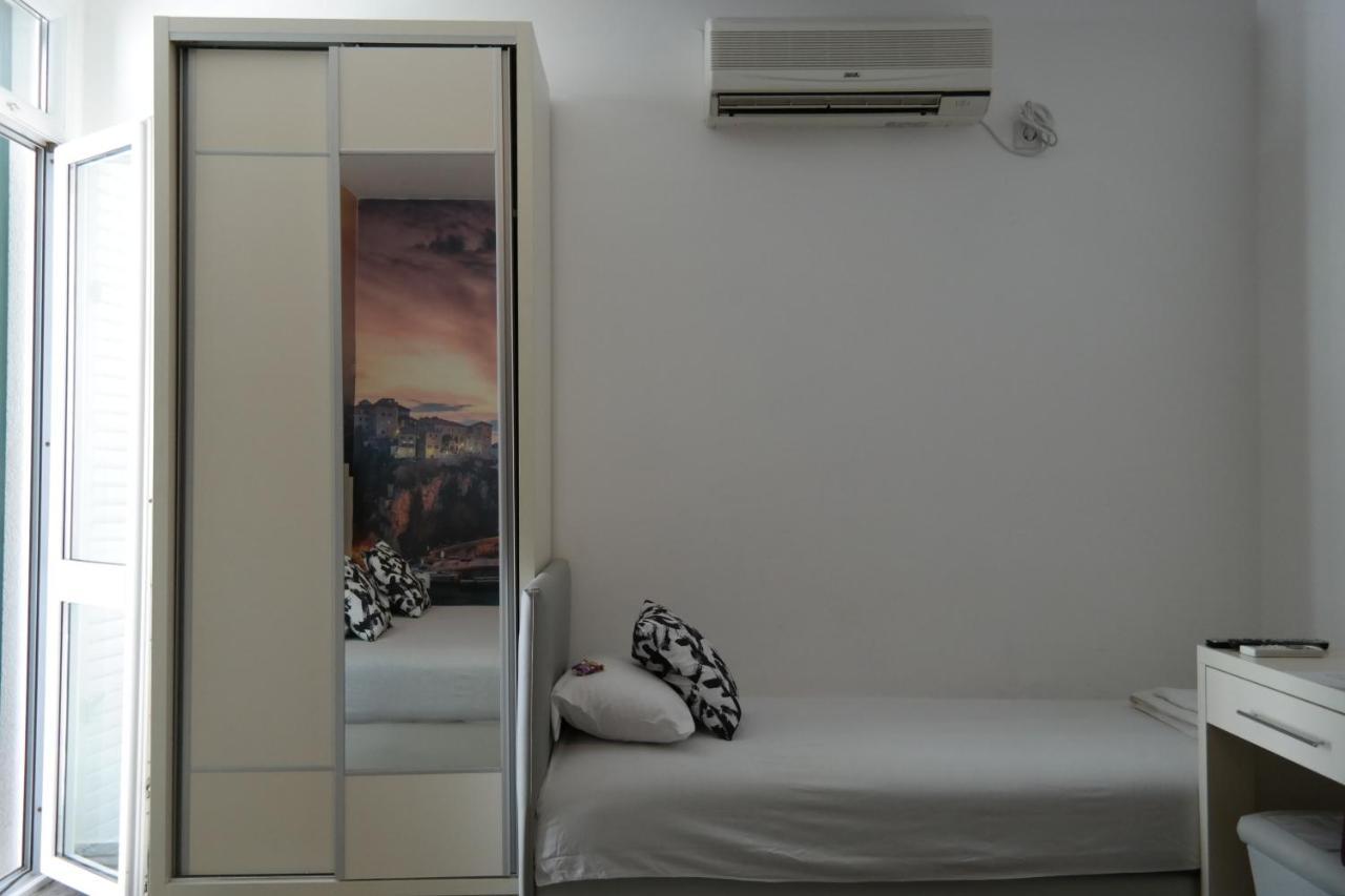 Kuca Radovic Hotel Petrovac Exterior photo